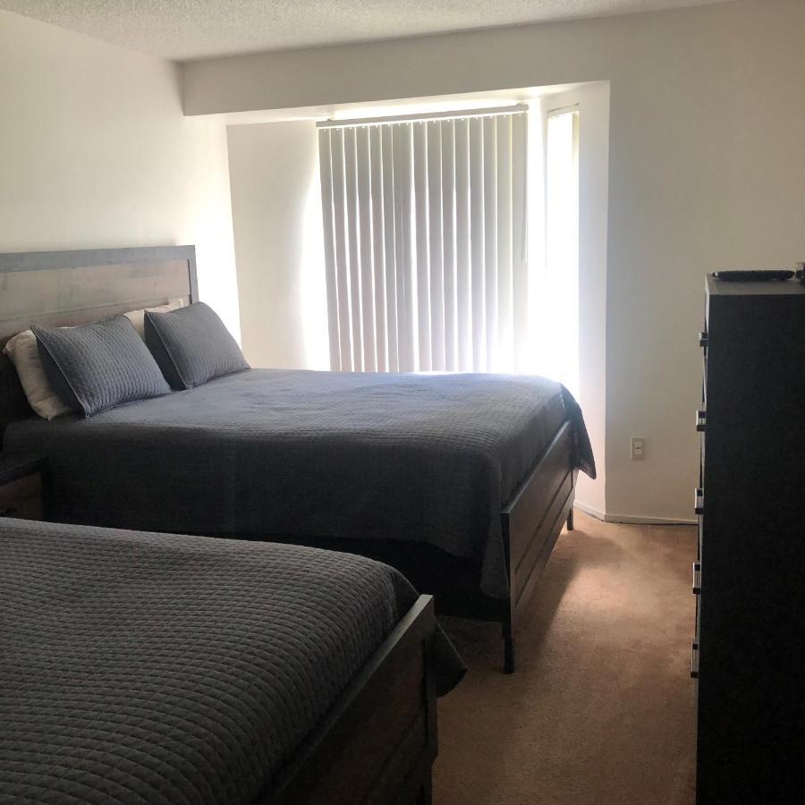 Whispering Meadows Apartments Bakersfield Exteriör bild