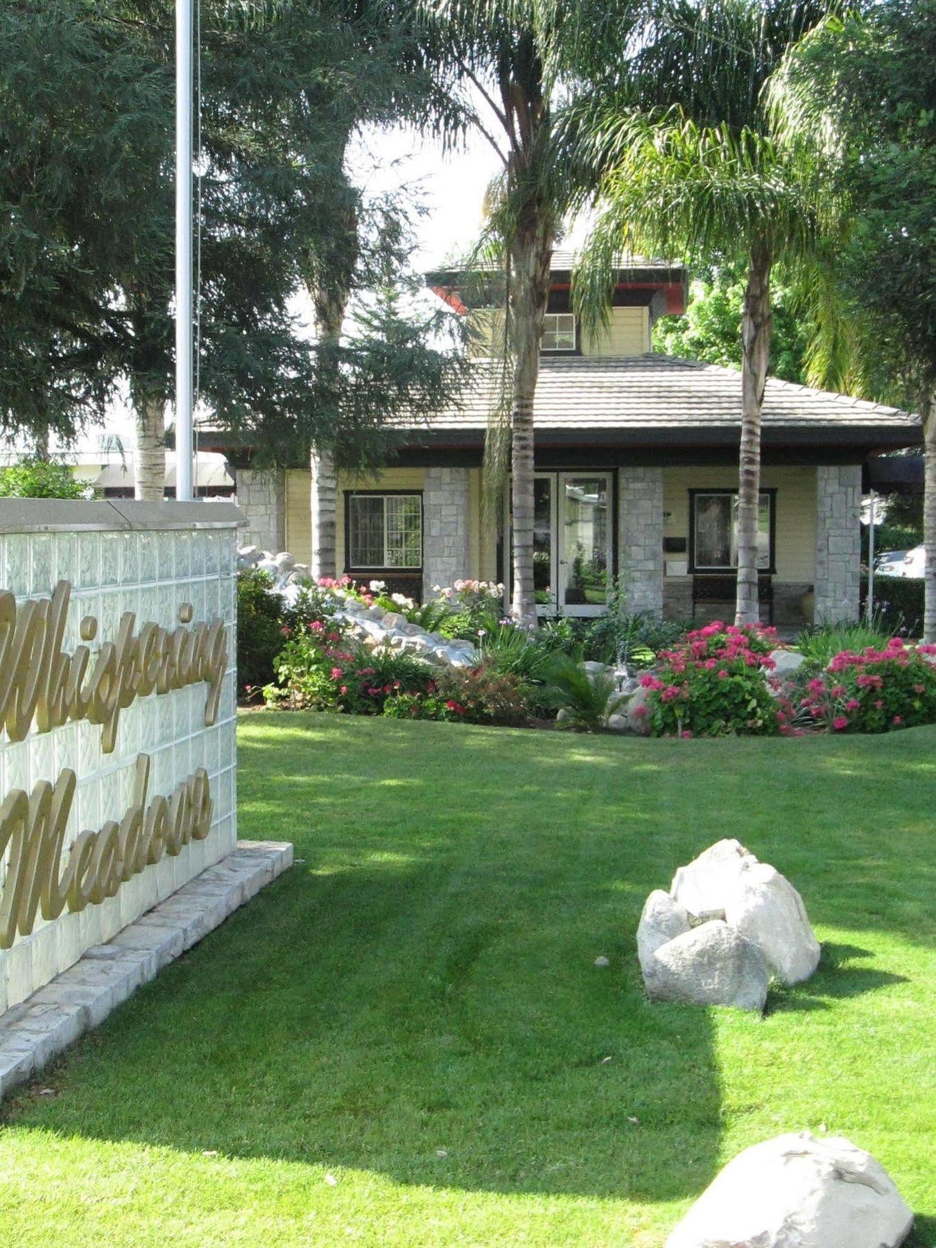 Whispering Meadows Apartments Bakersfield Exteriör bild